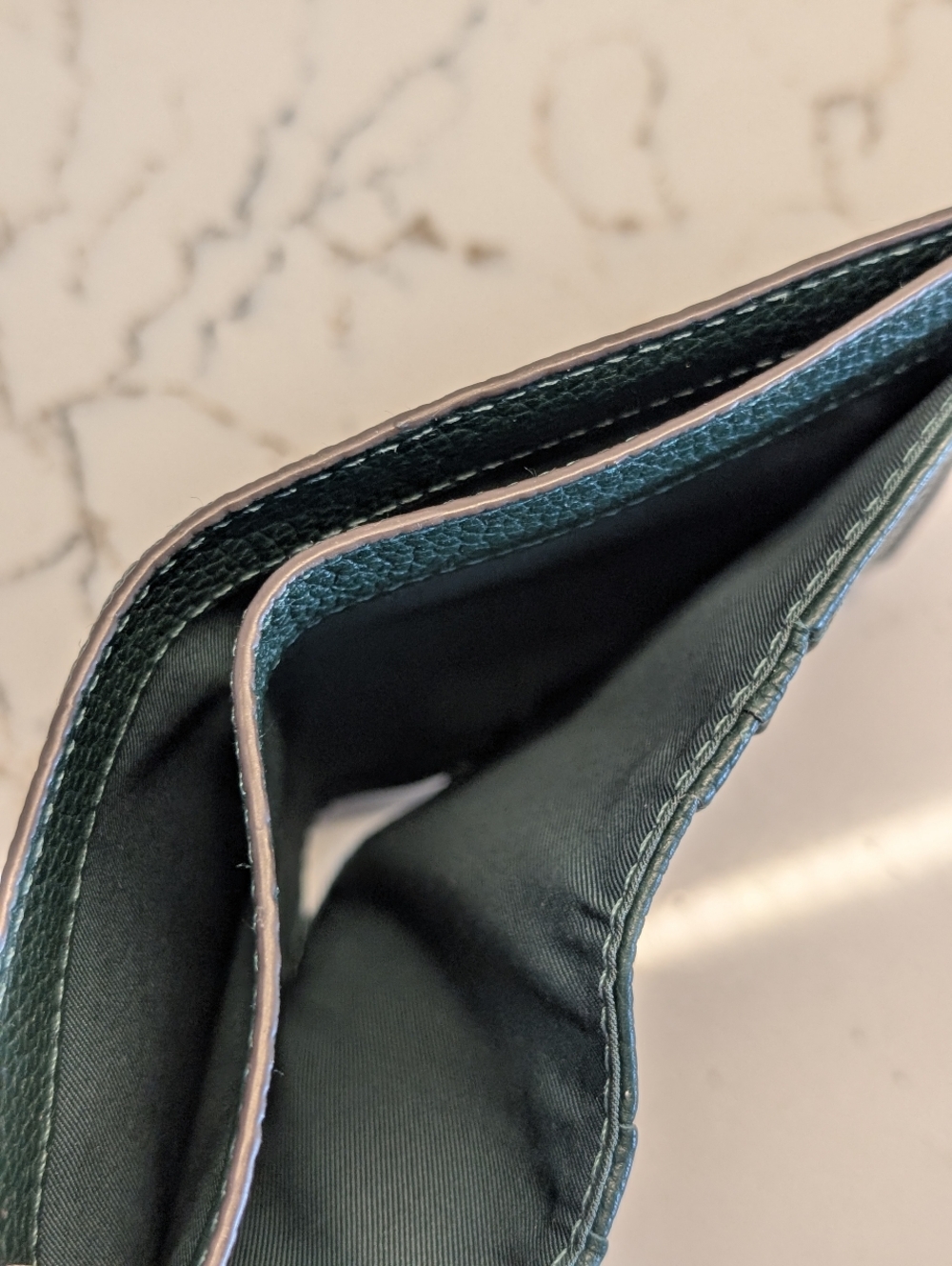Tory Burch Pebbled Leather Card Zip Wallet - EUC - Green 4x3.75 Inches - Picture 11 of 16
